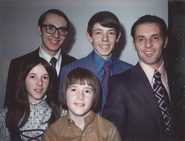 Joy, Rick, Jeff, Larry, and Lynn Richman, Dec. 16, 1971