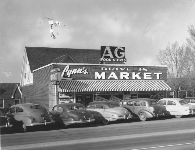 Lynn's Drive-in AG Market in Brigham City, Utah about 1952. See <a href=